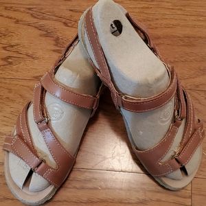 Earth Oahu Style Women's Leather Sandals Size 8.5
